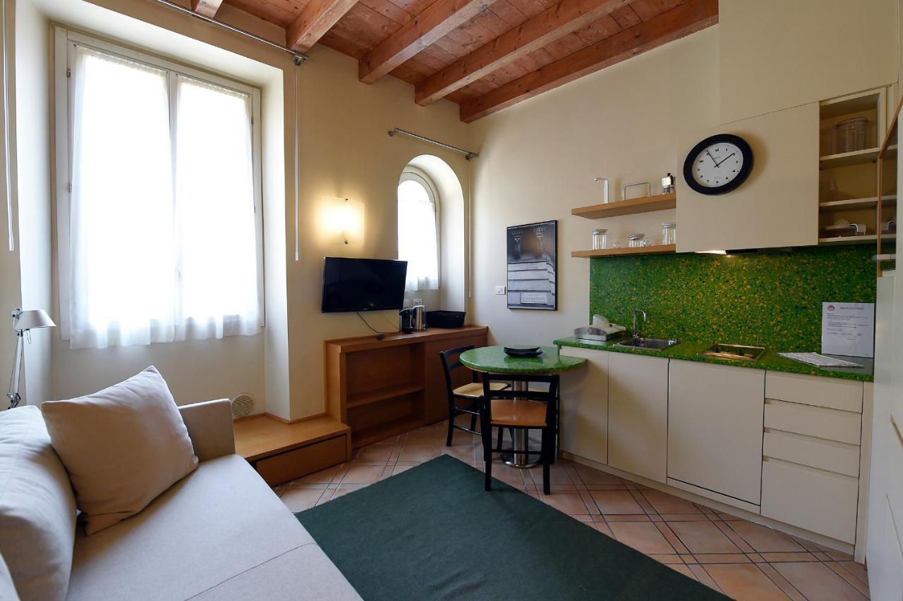 Ascanio Sforza - Suites & Apartments Milan Luaran gambar