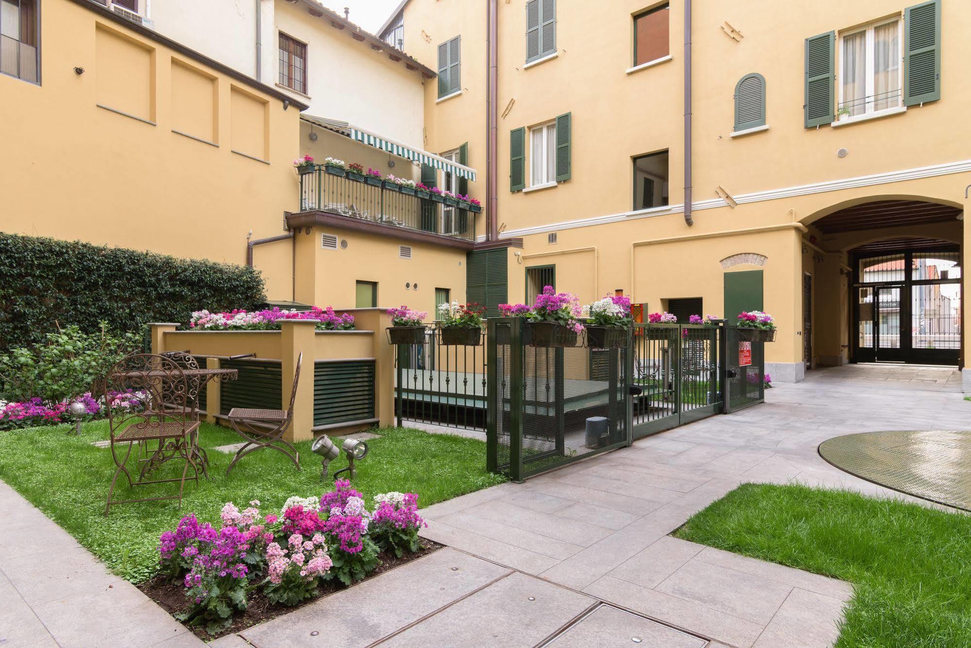 Ascanio Sforza - Suites & Apartments Milan Luaran gambar