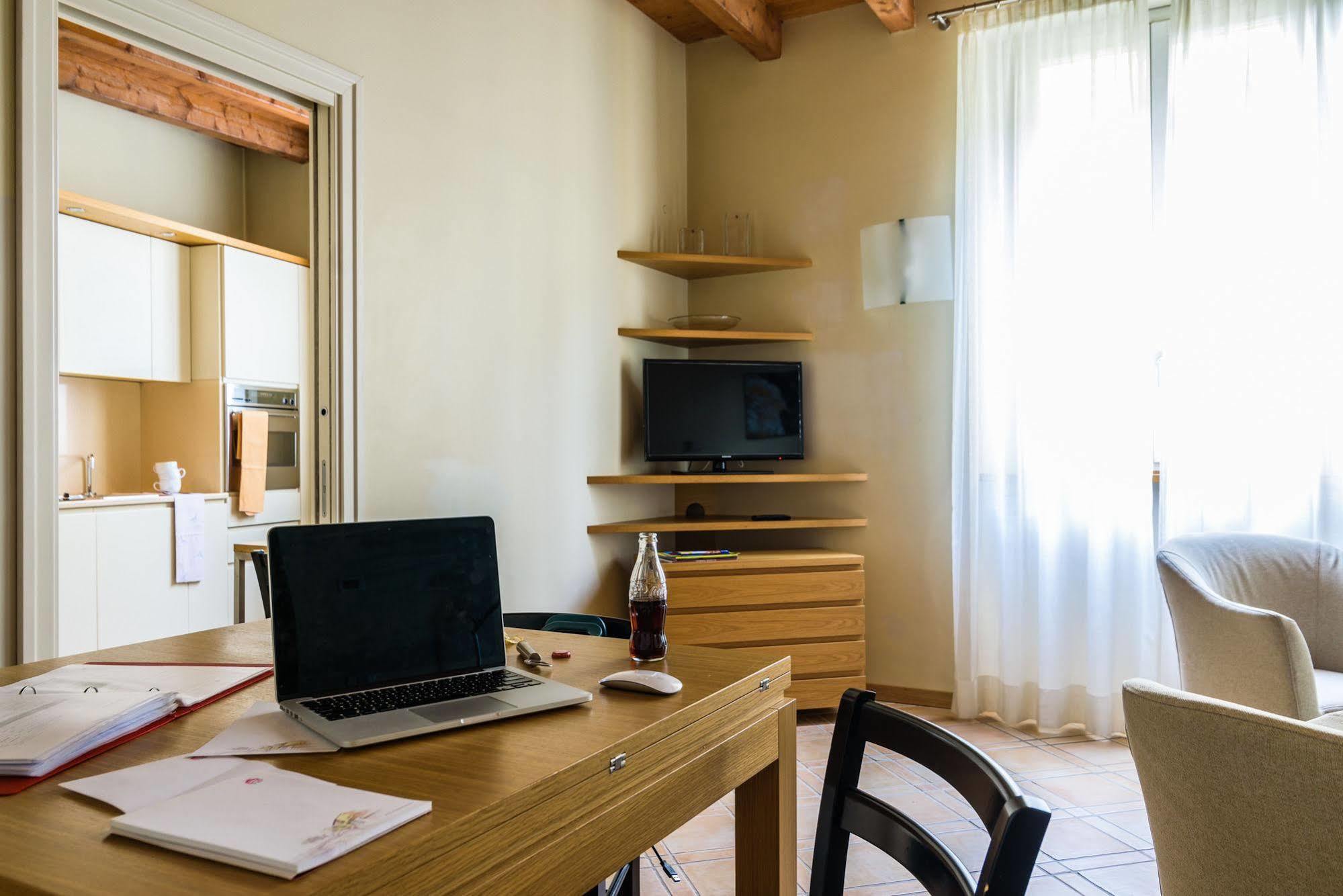 Ascanio Sforza - Suites & Apartments Milan Luaran gambar